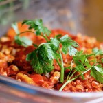Запеканка с рисом, красной чечевицей и мясом индейки в томатном соусе